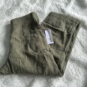 Soft surroundings linen pants CROP